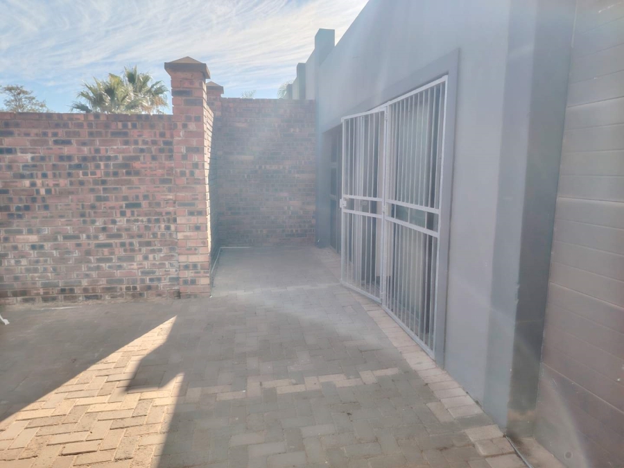 To Let 1 Bedroom Property for Rent in Klipheuwel Western Cape